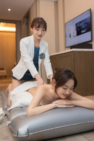 人皮小说:临时女友-我们像情侣一样去看电影吧